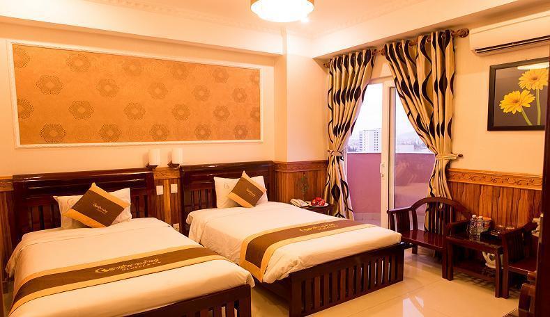Bien Vang Hotel Da Nang Exterior photo