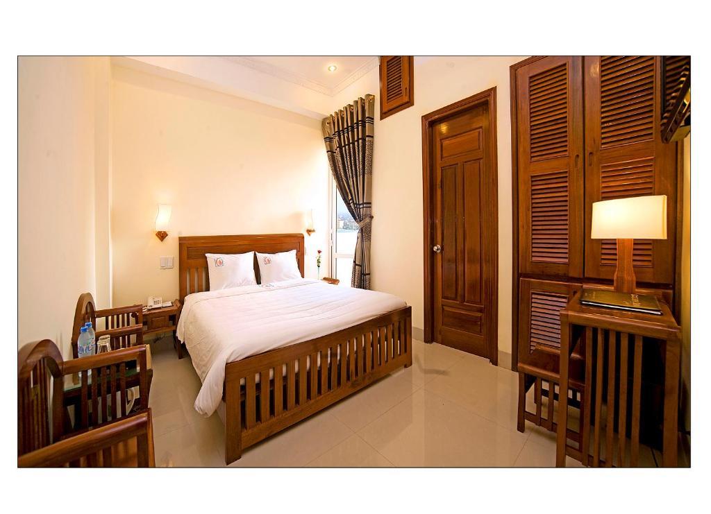 Bien Vang Hotel Da Nang Room photo